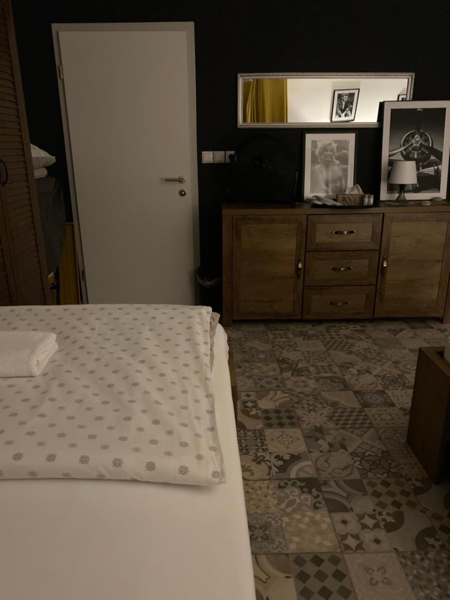 Rooms & Apartment Zala Airport Shuttle Option Cerklje na Gorenjskem Esterno foto