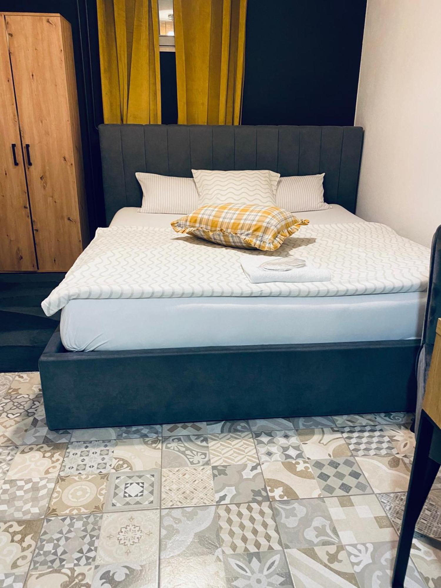 Rooms & Apartment Zala Airport Shuttle Option Cerklje na Gorenjskem Esterno foto